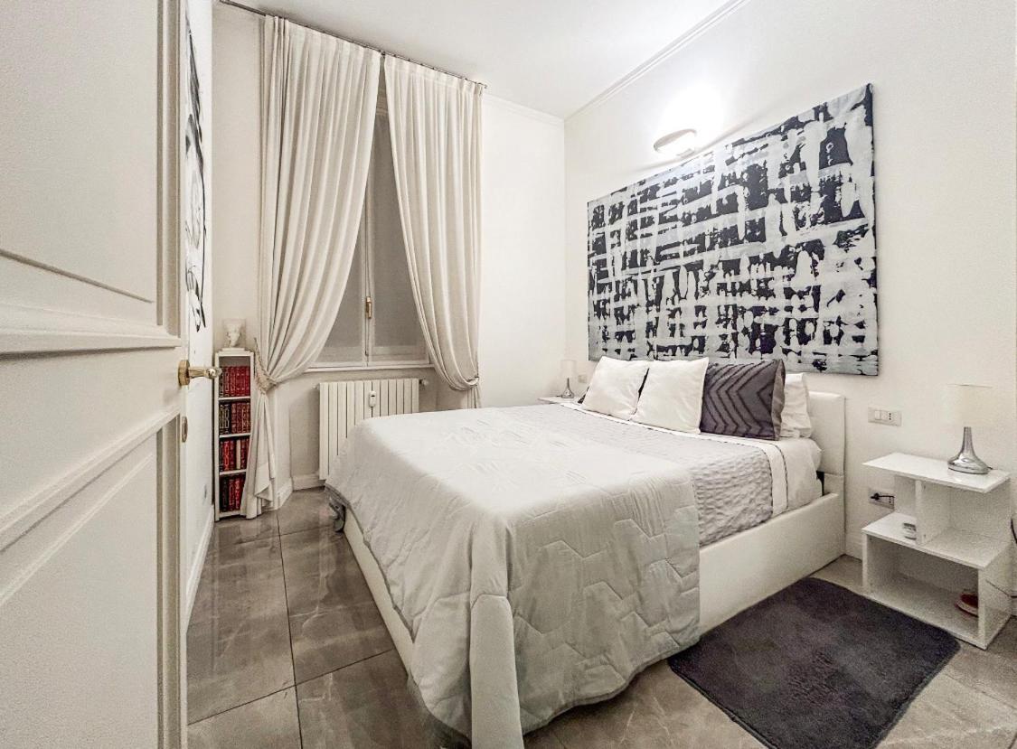Casa Alberto Da Giussano, Elegante Bilocale In Centro Con Balcone Sul Parco Milano Eksteriør billede